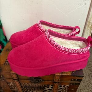 Cozy Pink womens ugg doup Slip-On Shoes